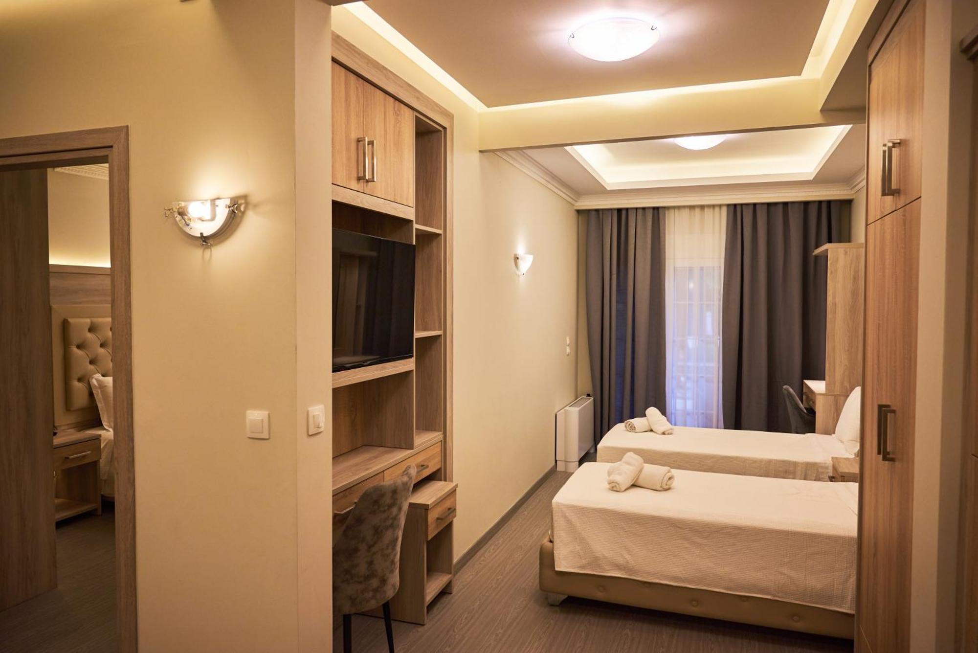 Hotel Famissi Eden